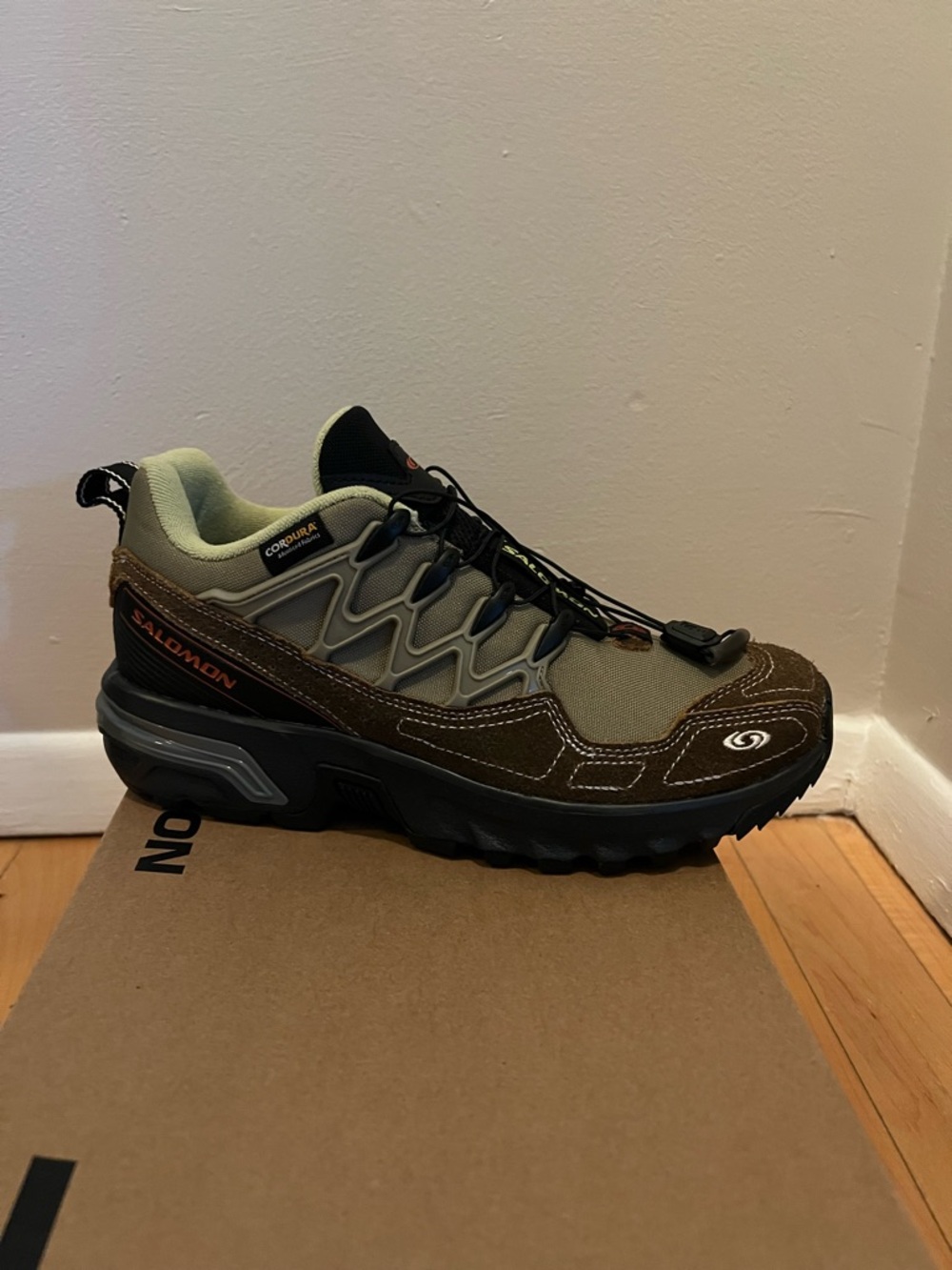 Salomon ACS+ Escape Sneakers - Picture 2 of 4